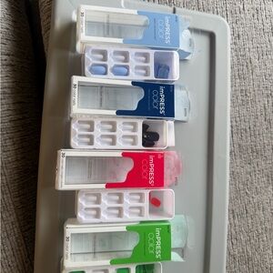 imPRESS Vibrant Press-On Nail Collection